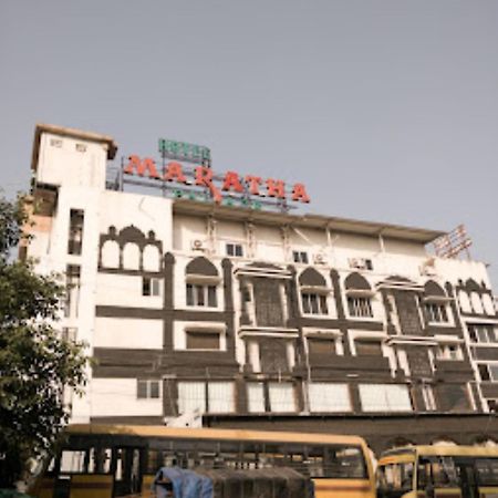 Hotel Maratha Palace,Сатара Экстерьер фото