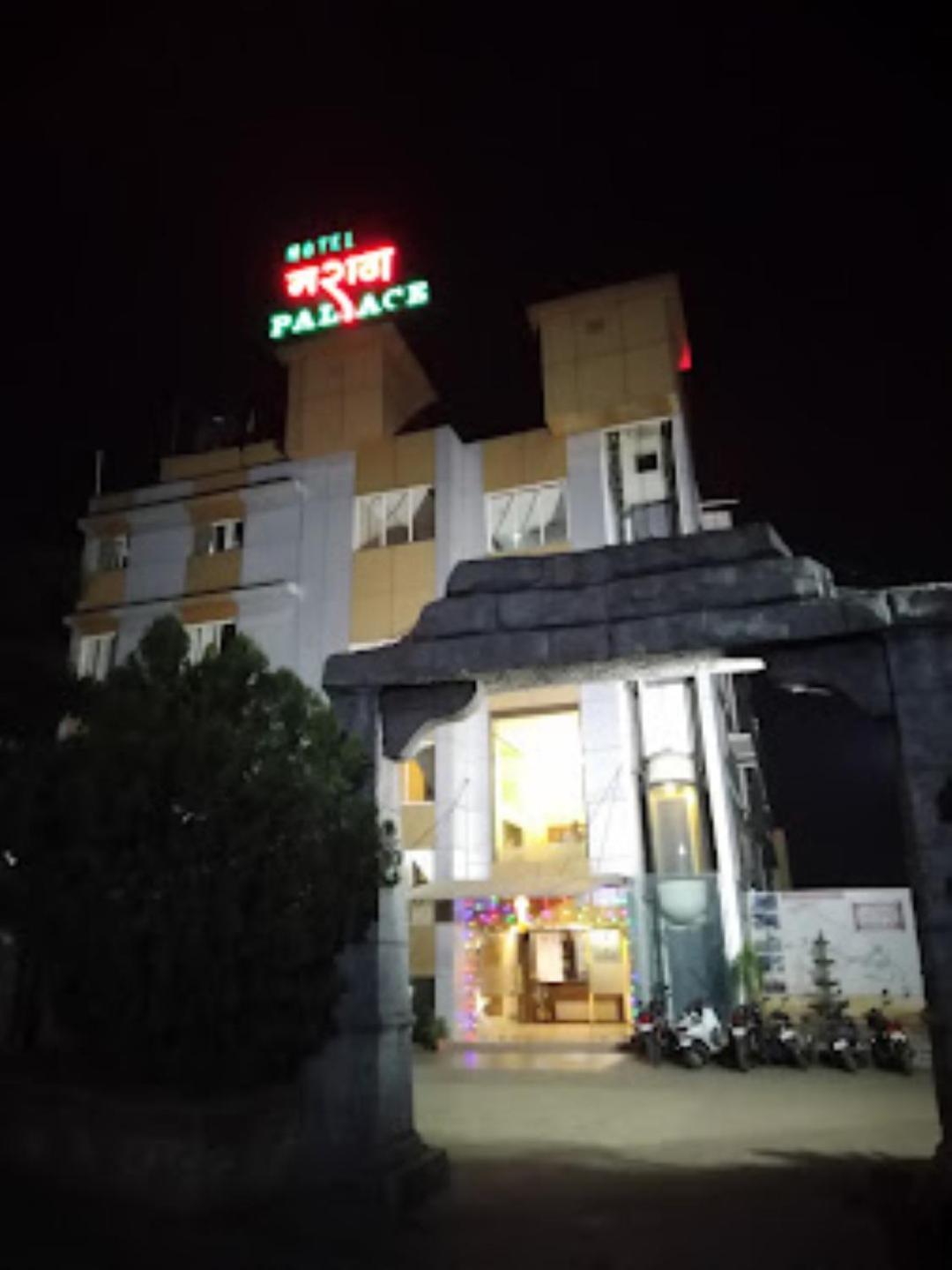 Hotel Maratha Palace,Сатара Экстерьер фото